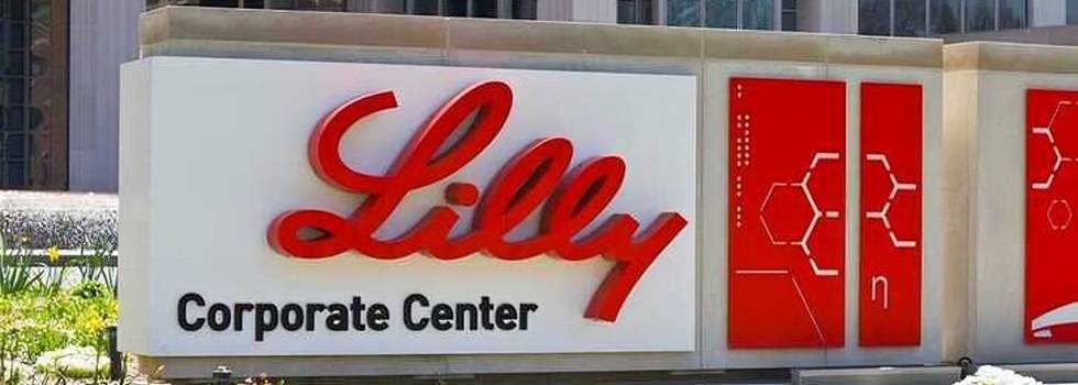 Eli Lilly gana un 68% más en el primer semestre y mejora su previsión de ingresos